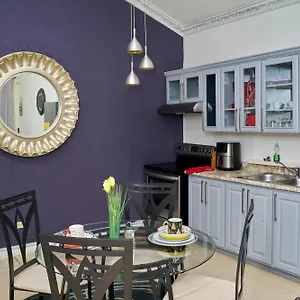 https://modern-2-bedroom-home-10-min-from-beach-gated-cmmnity.comcaribbean.com